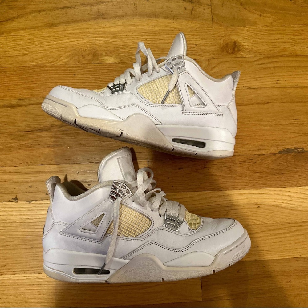 Air Jordan 4
